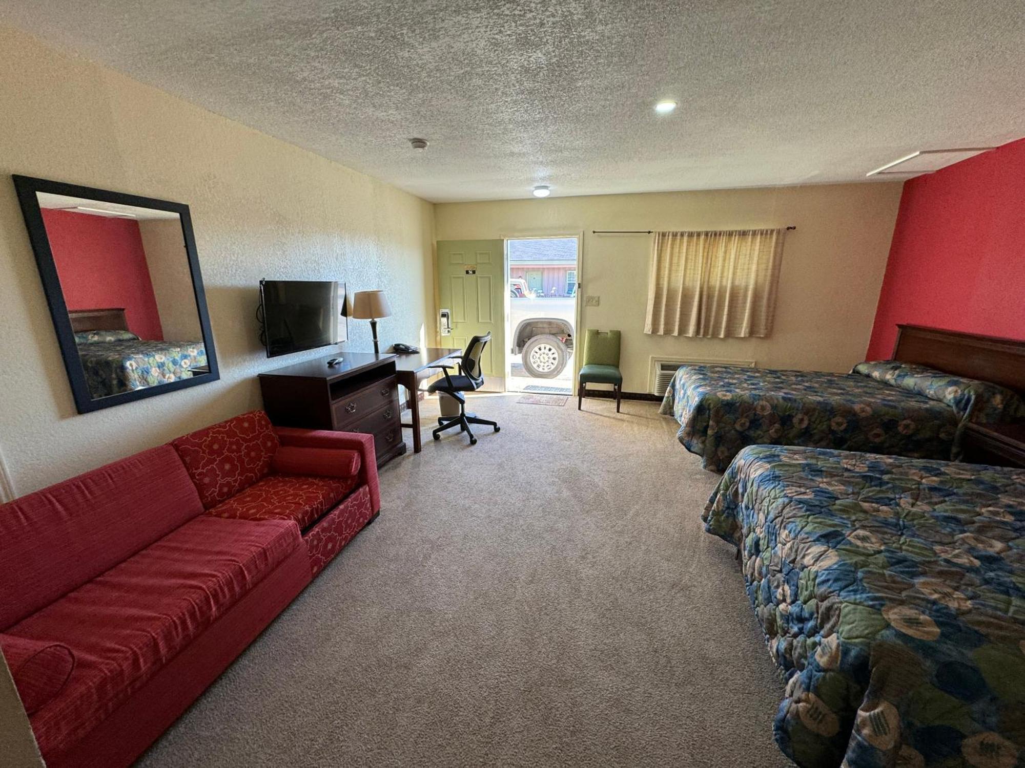 Village Inn Ada Extérieur photo